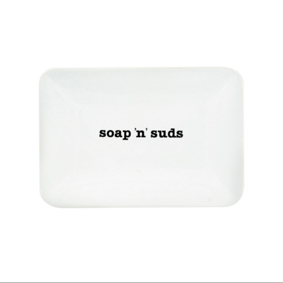 Gift Crate-Cucumber Melon Goat Milk & Cream Lather - Picture 2 of 2